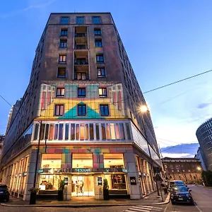 The Square Duomo - Preferred & Hotell Milano
