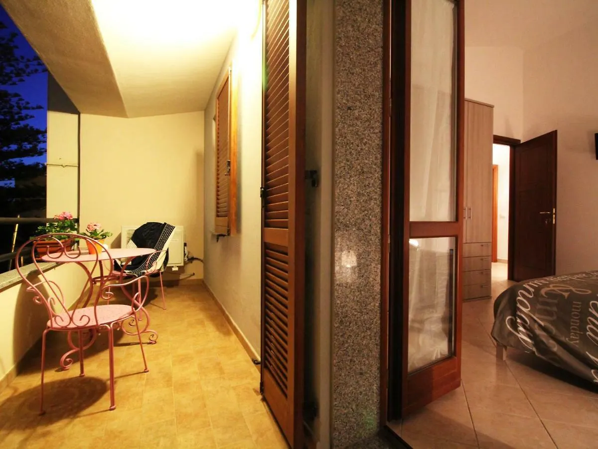 Bed and Breakfast Aqui Alghero 0*,
